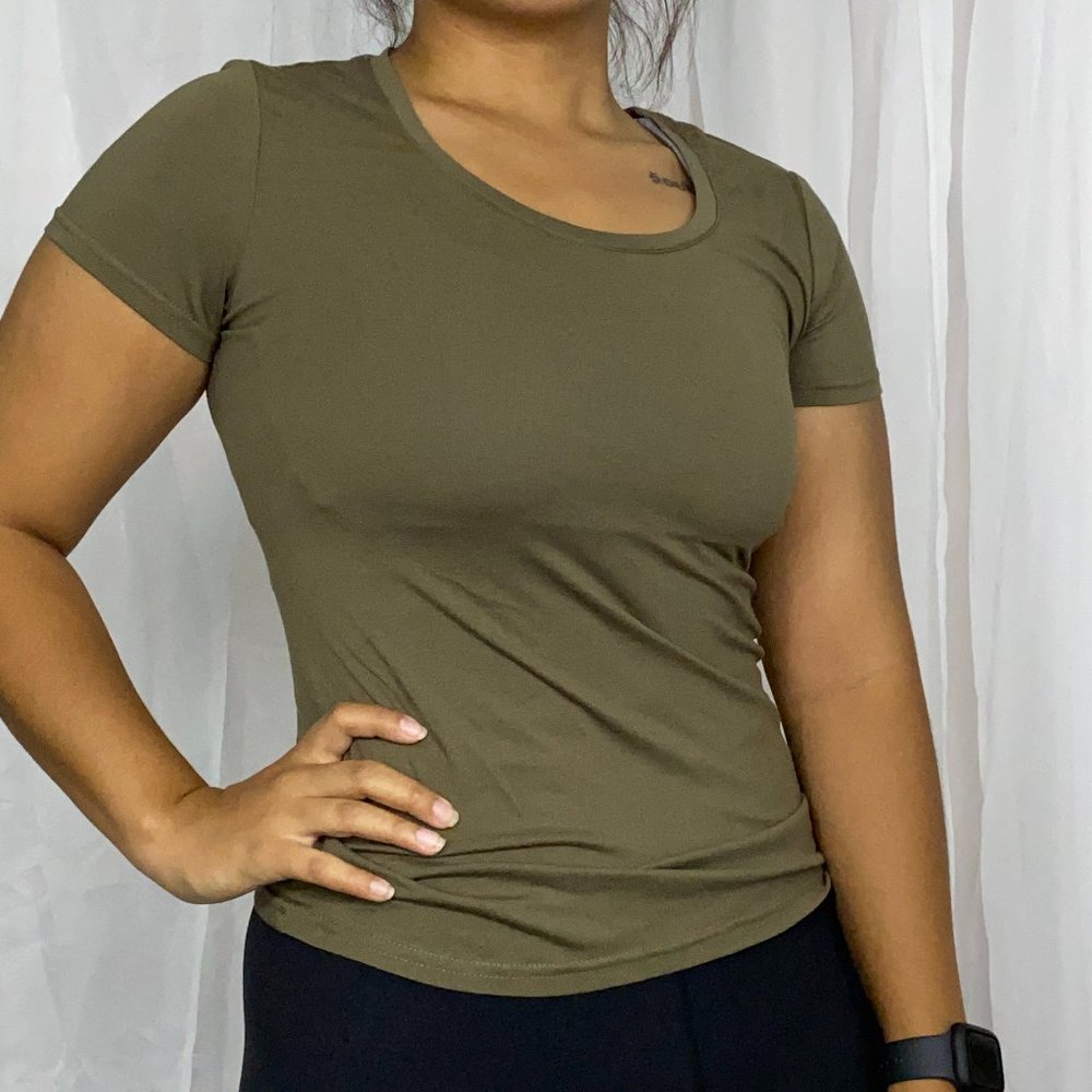 Escalier Army Green Short-Sleeved Top